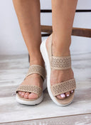 Σανδάλια sporty με διάτρητο σχέδιο Xti 142707 - Μπεζ - thefashionproject.gr - Xti Footwear