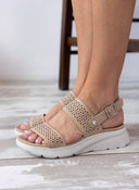 Σανδάλια sporty με διάτρητο σχέδιο Xti 142707 - Μπεζ - thefashionproject.gr - Xti Footwear