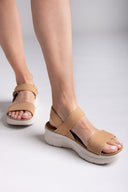 Σανδάλια sporty με velcro - Κάμελ - thefashionproject.gr - La Coquette