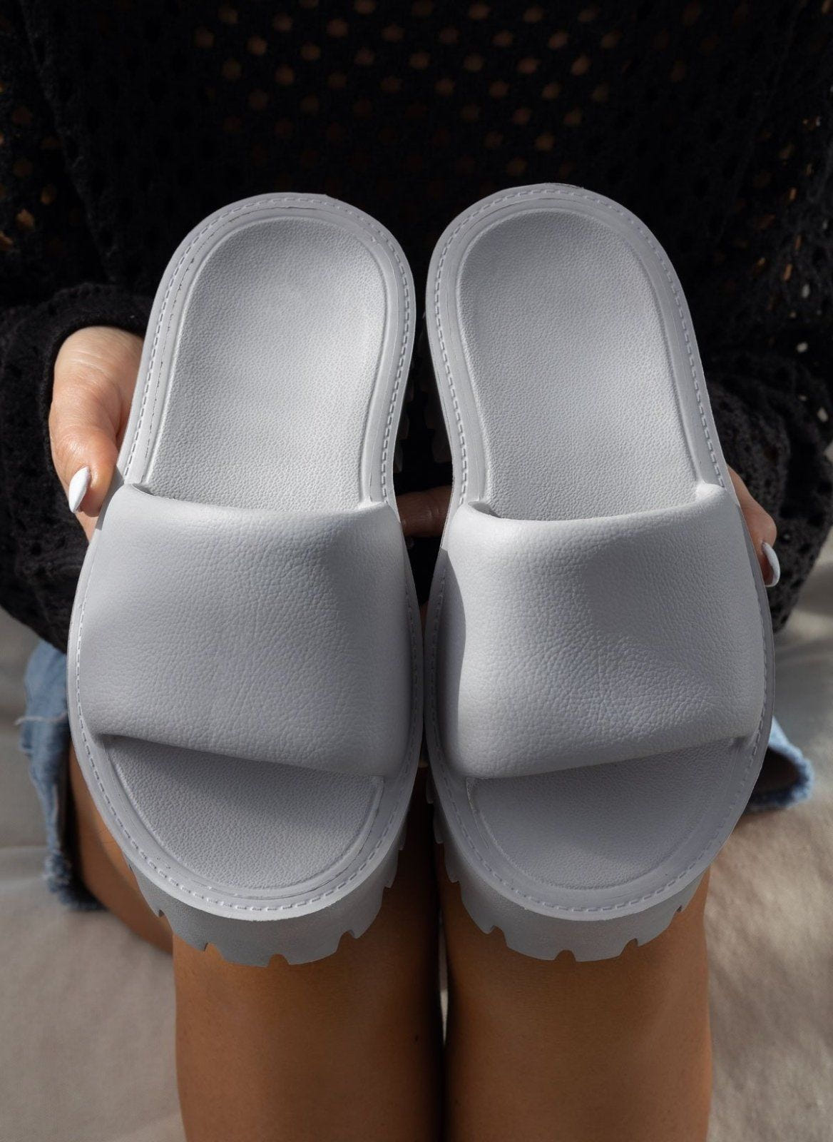 Σανδάλια sporty platforms με φαρδιά φάσα - Γκρι - thefashionproject.gr - The Fashion Project