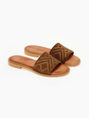 Σανδάλια suede με ανάγλυφη φάσα estil - Καφέ - thefashionproject.gr - Estil