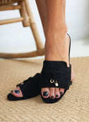 Σανδάλια suede με μεταλλικά charms ERYNN - Μαύρο - thefashionproject.gr - ERYNN