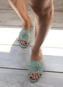 Σανδάλια suede με μεταλλικά charms ERYNN - Μέντα - thefashionproject.gr - ERYNN