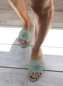 Σανδάλια suede με μεταλλικά charms ERYNN - Μέντα - thefashionproject.gr - ERYNN