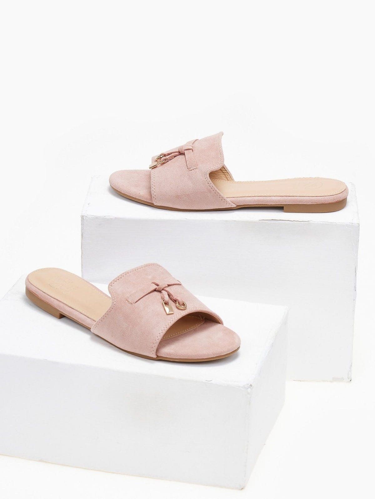 Σανδάλια suede με μεταλλικά charms ERYNN - Ροζ - thefashionproject.gr - ERYNN