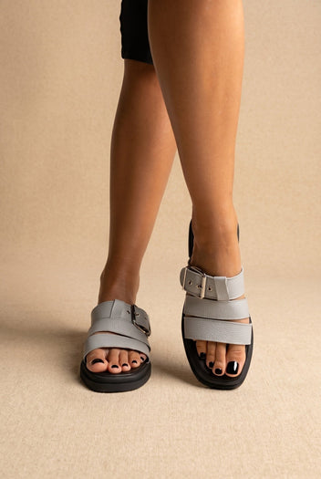 Mariella Fabiani - Sandals Side Buckle Strap - Light Grey Matte