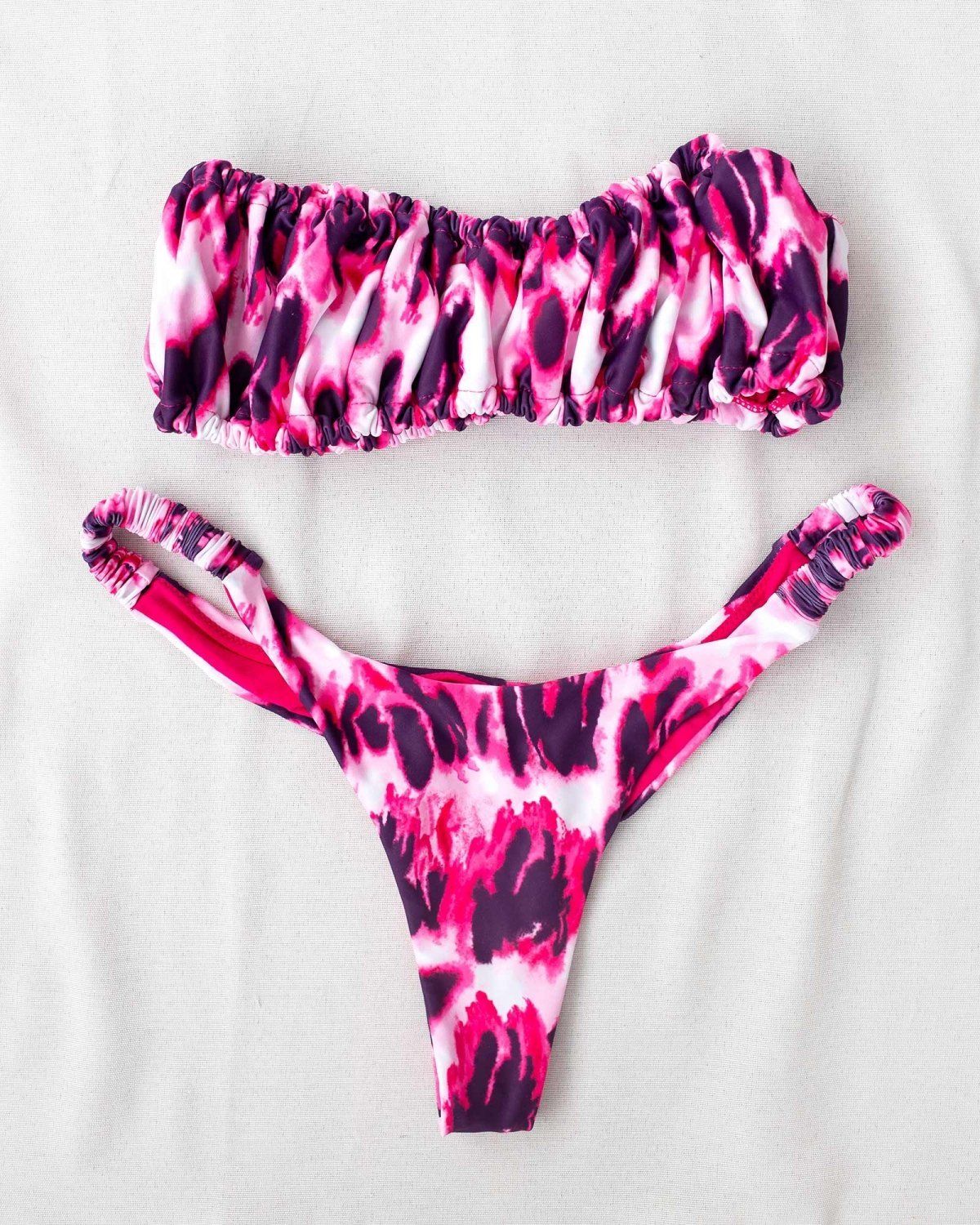 Σετ bikini με σούρες στο τοπ - Φούξια - thefashionproject.gr - The Fashion Project