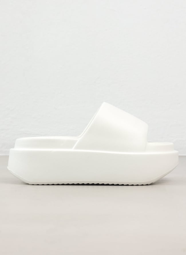Slides με φαρδιά φάσα - Λευκό - thefashionproject.gr - The Fashion Project