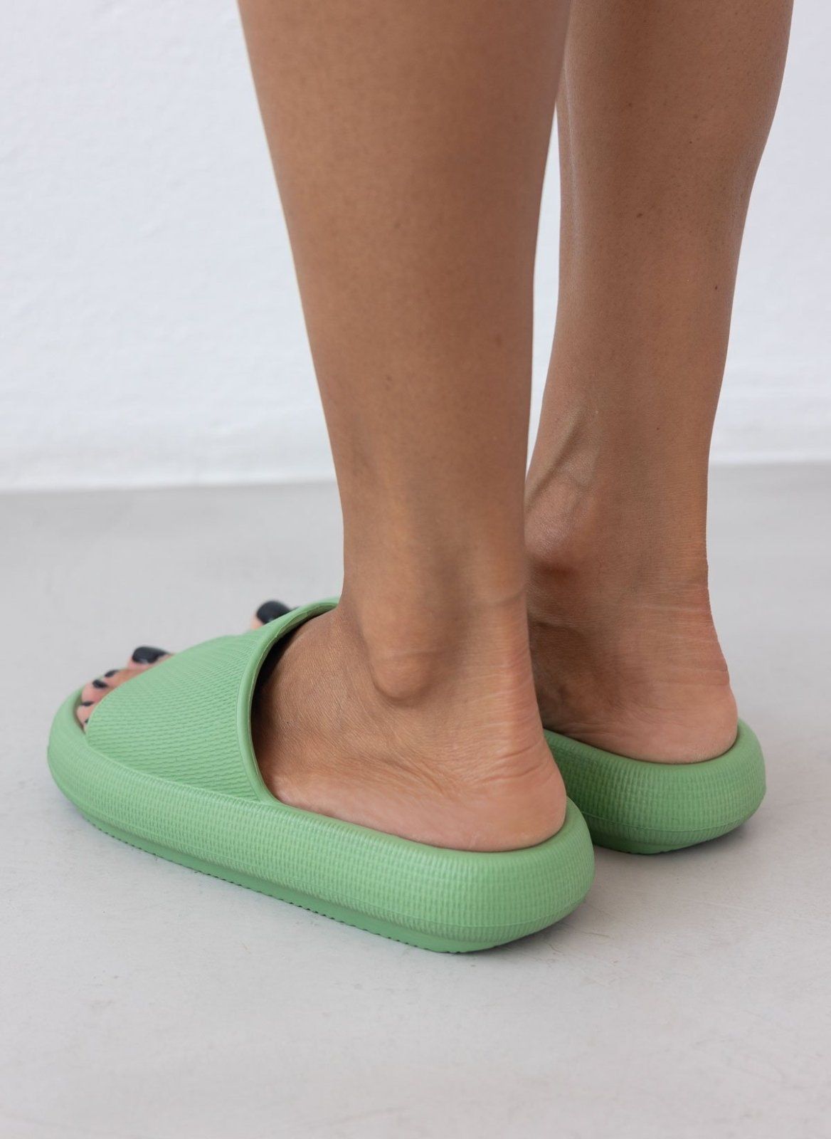 Slides με φαρδιά φάσα - Πράσινο - thefashionproject.gr - The Fashion Project