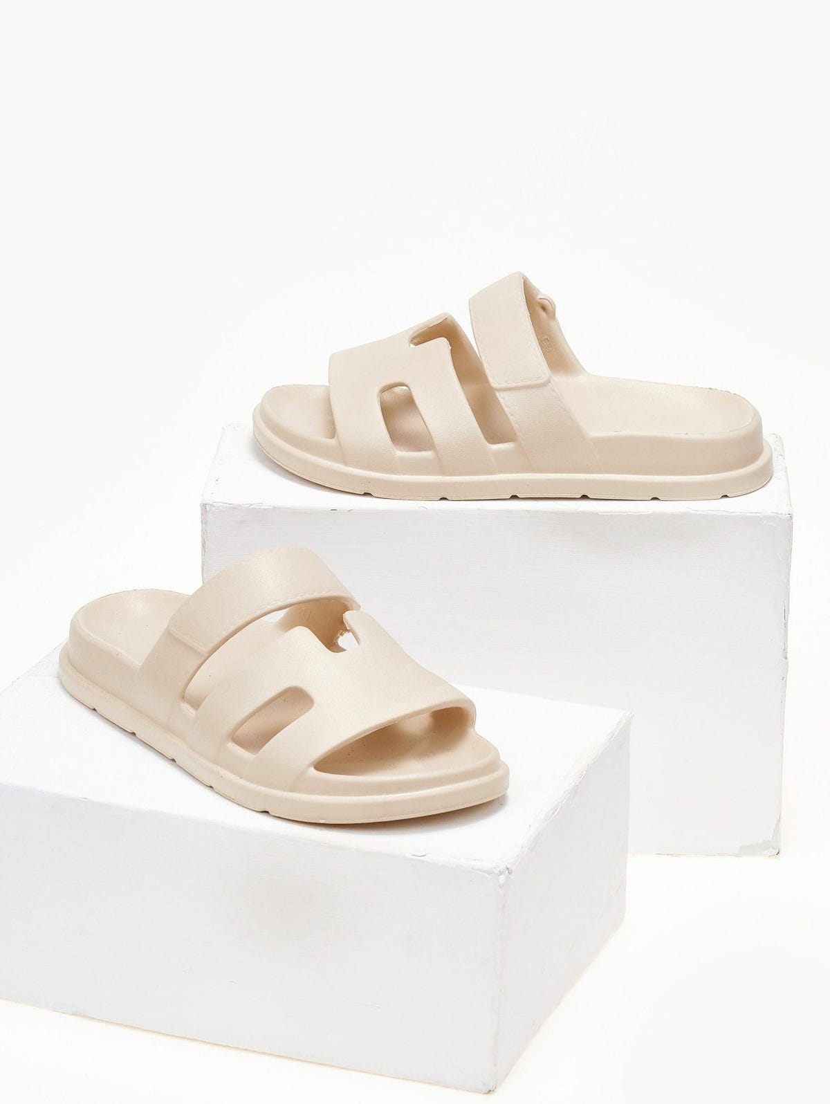 Slides με φάσα και ανατομικό σχήμα στον πάτο - Μπεζ - thefashionproject.gr - The Fashion Project