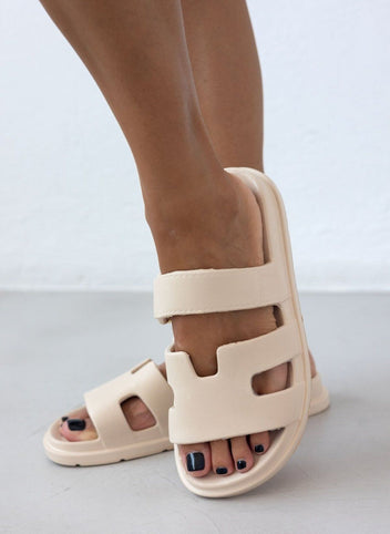 Slides με φάσα και ανατομικό σχήμα στον πάτο - Μπεζ - thefashionproject.gr - The Fashion Project