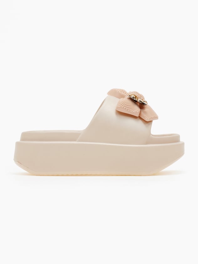 Slides με φιόγκο και μεταλλικό charm - Nude - thefashionproject.gr - The Fashion Project