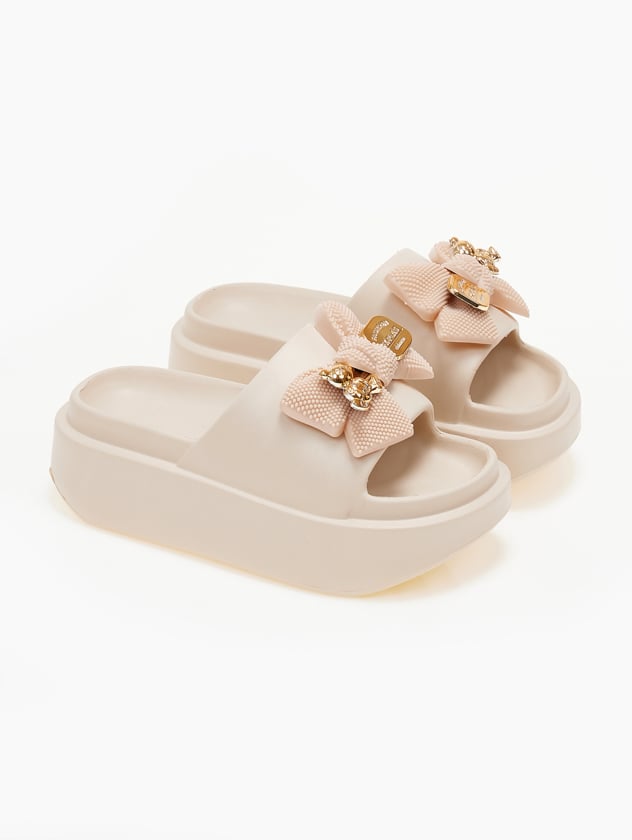 Slides με φιόγκο και μεταλλικό charm - Nude - thefashionproject.gr - The Fashion Project