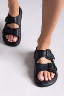 Slides με τοκάδες στο ίδιο χρώμα - Μαύρο - thefashionproject.gr - Hellobland