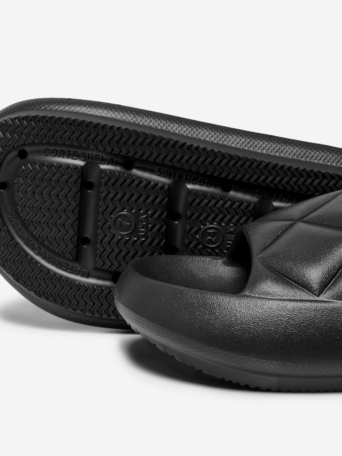 Slides ONLY 15288145 - Μαύρο - thefashionproject.gr - ONLY