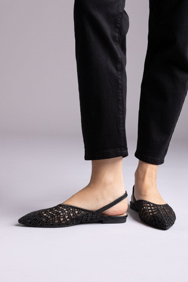 ERYNN - Slingback Ballet Flats - Black Matte