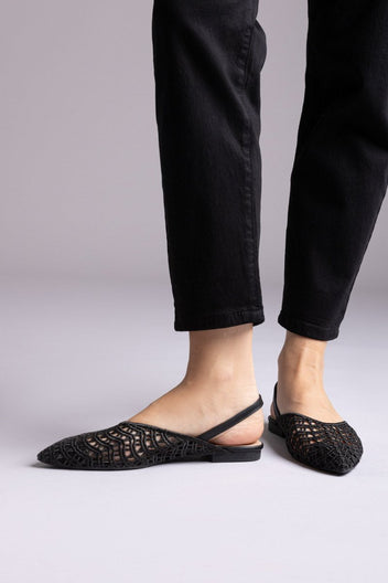 ERYNN - Slingback Ballet Flats - Black Matte