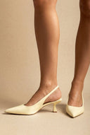 Ideal shoes - Slingback Pumps - Yellow Patent