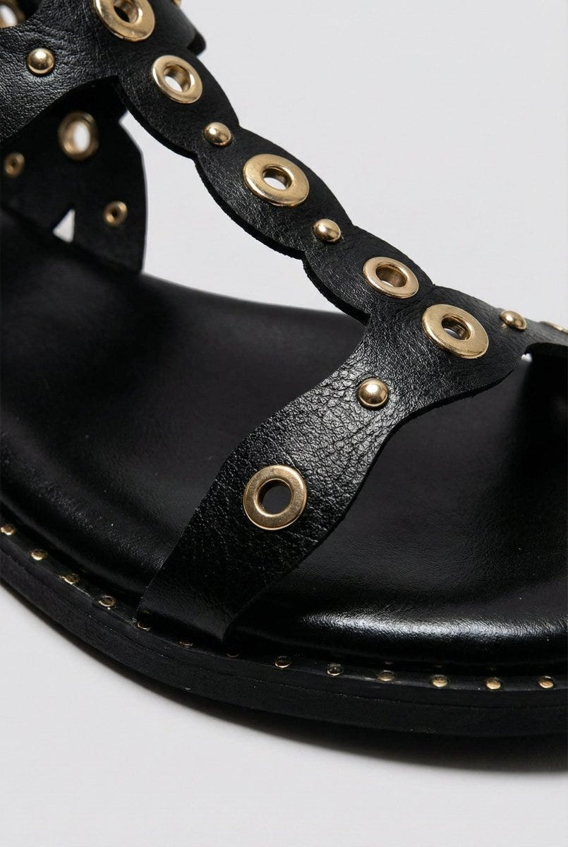 Ideal shoes - Slingback T Strap Sandals - Black Matte