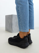 Sneakers με διάτρητο σχέδιο Xti 143380 - Μαύρο - thefashionproject.gr - Xti Footwear