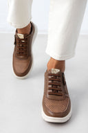 Sneakers με print Xti 143366 - Τάουπε - thefashionproject.gr - Xti Footwear