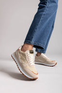 Sneakers με ψηλή σόλα ERYNN - Μπεζ - thefashionproject.gr - ERYNN