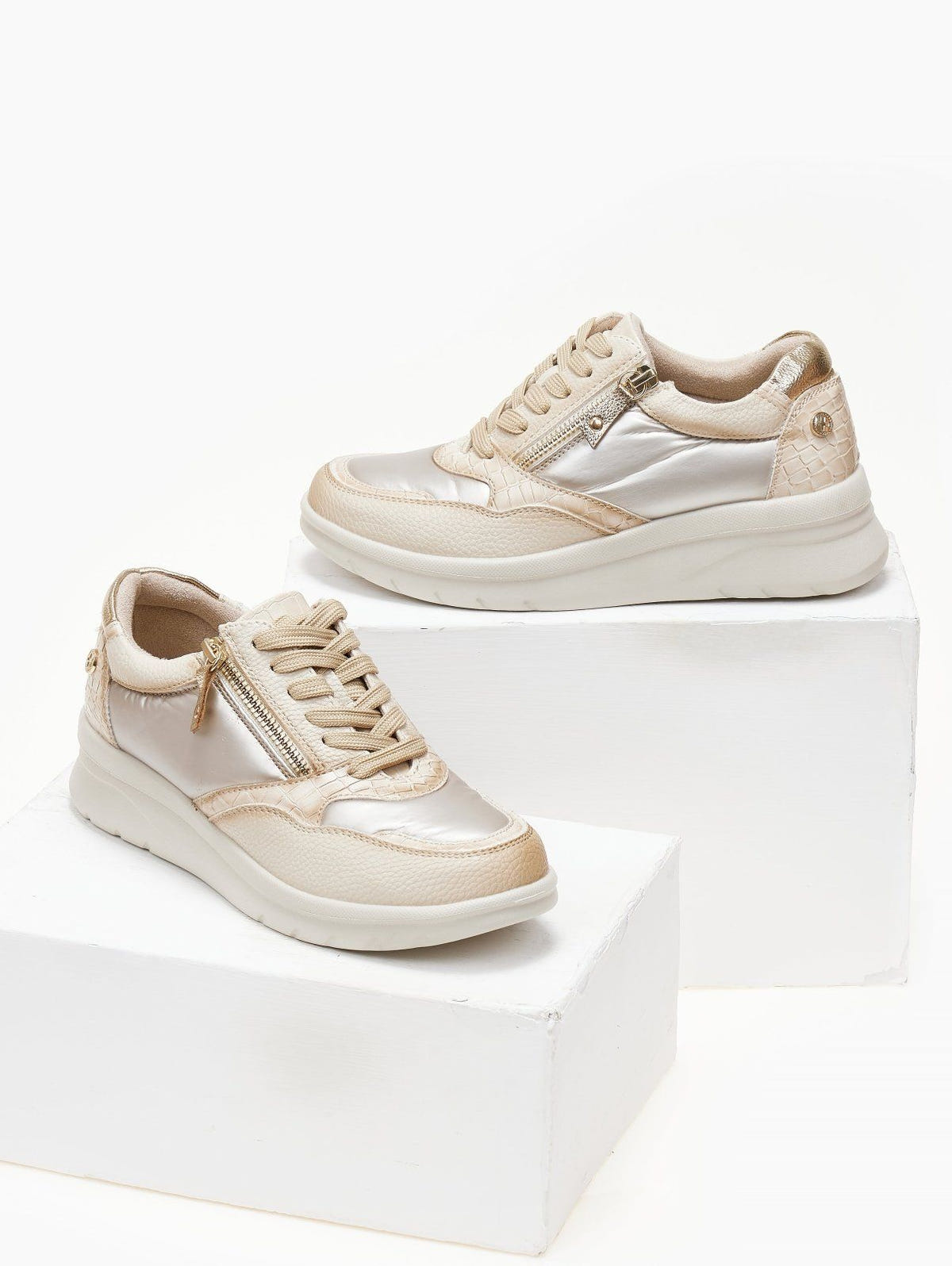 Sneakers με συνδιασμό υλικών Xti 143201 - Μπεζ - thefashionproject.gr - Xti Footwear