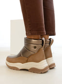 Sneakers μποτάκια καπιτονέ Xti 143372 - Τάουπε - thefashionproject.gr - Xti Footwear
