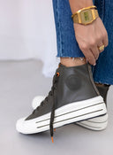 Sneakers μποτάκια με ρίγες στη σόλα Refresh 170934 - Χακί - thefashionproject.gr - Refresh