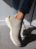 Sneakers slip on Xti 142454 - Μπεζ - thefashionproject.gr - Xti Footwear