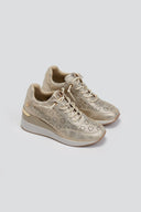 Sneakers wedges με διάτρητο σχέδιο Xti 143776 - Χρυσό - thefashionproject.gr - Xti Footwear