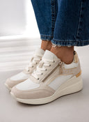 Sneakers wedges σε συνδυασμούς χρωμάτων