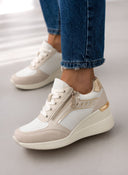 Sneakers wedges σε συνδυασμούς χρωμάτων