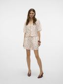 Σορτς με print φράουλες Vero Moda 10324635 - Λευκό - thefashionproject.gr - VERO MODA