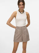 Σορτς ψηλόμεσο με πιέτες Vero Moda 10322489 - Τάουπε - thefashionproject.gr - VERO MODA