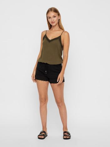 Σορτσάκι με δαντέλα Vero Moda 10190155 - Μαύρο - thefashionproject.gr - VERO MODA