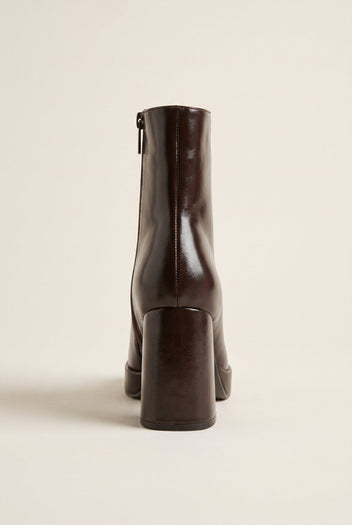 ERYNN - Square - Toe Ankle Boots with Platform - Dark Brown Matte