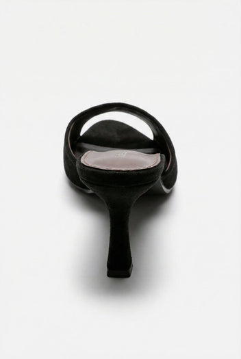Ideal shoes - Stiletto Mules - Black Suede