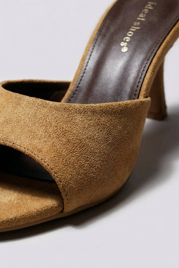Ideal shoes - Stiletto Mules - Camel Suede