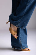 Ideal shoes - Stiletto Mules - Camel Suede