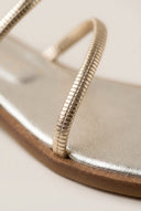 IRIS - Strappy Flat Sandals - Gold Metallic