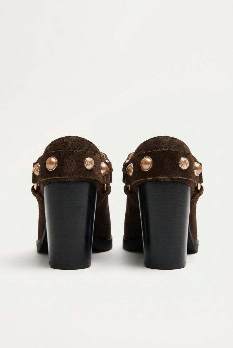 IRIS - Studded Clogs Block Heel - Brown Suede