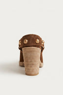 IRIS - Studded Clogs Block Heel - Taupe Suede