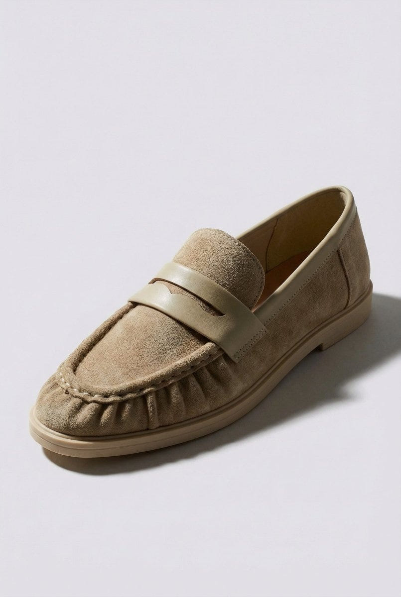 Ideal shoes - Suede Loafers - Olive Suede