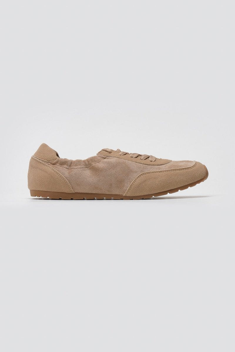 Suede Low - Top Sneakers - Taupe Suede - thefashionproject.gr - Ideal shoes