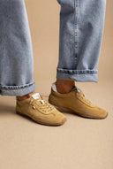 Xti Footwear - Suede Sneakers Glitter Laces - Camel Suede