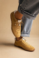 Xti Footwear - Suede Sneakers Glitter Laces - Camel Suede