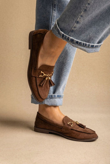 MARQUIIZ - Tassel Loafers with Metal Detail - Brown Suede