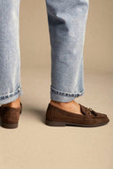 MARQUIIZ - Tassel Loafers with Metal Detail - Brown Suede
