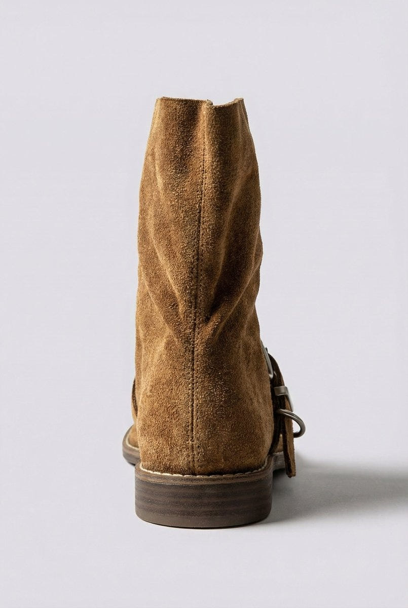 Ideal shoes - Thong Ankle Boots - Camel Suede